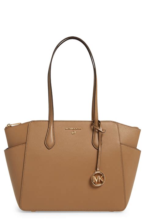 marilyn michael kors bag.